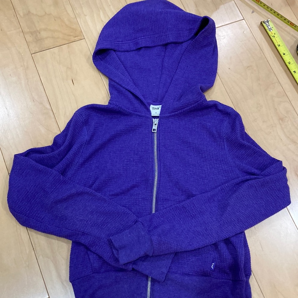NWOT. Aritzia waffle cropped jacket. Purple